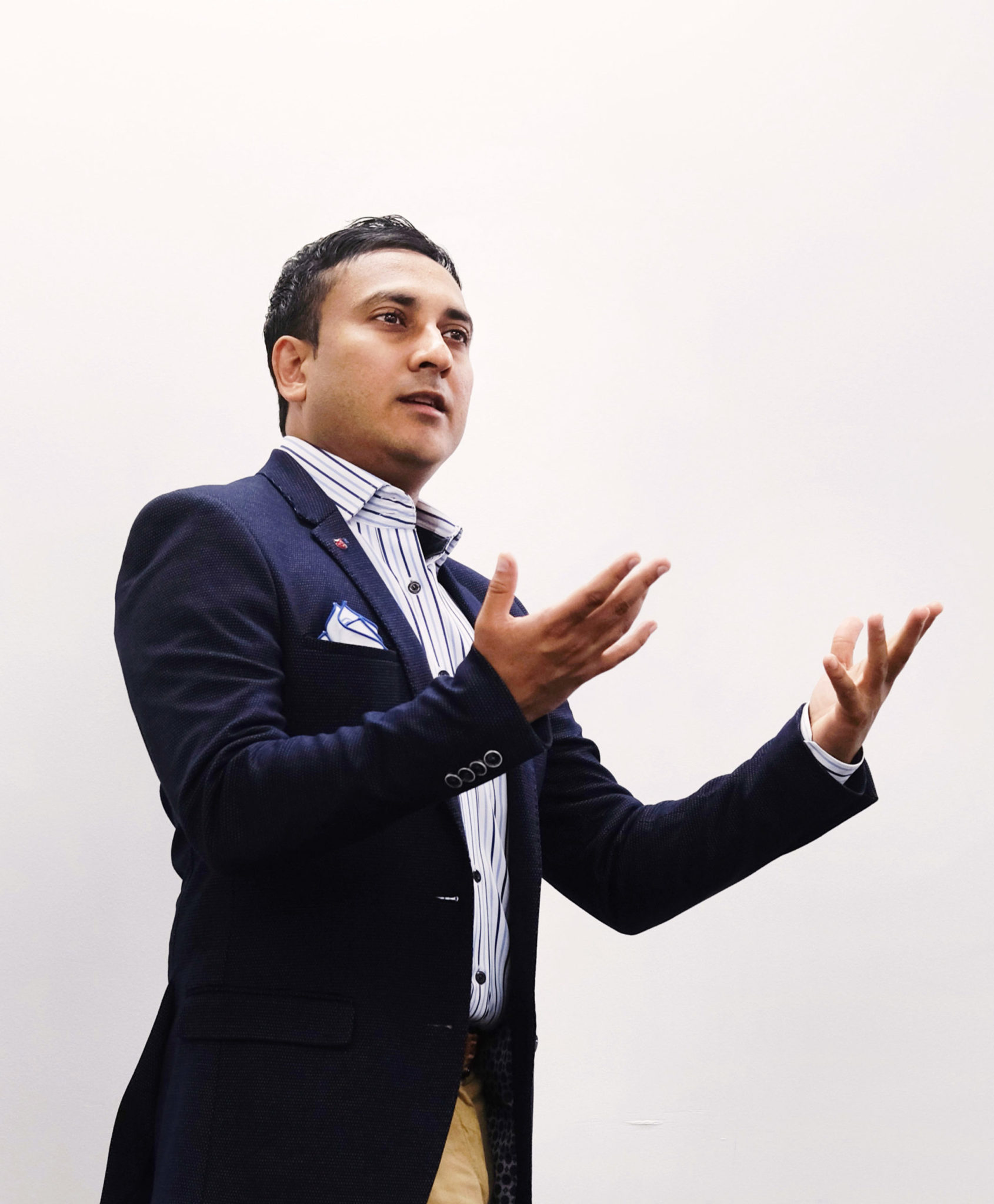 Dr. Kinnar Shah | Sydney Dental implant Centre